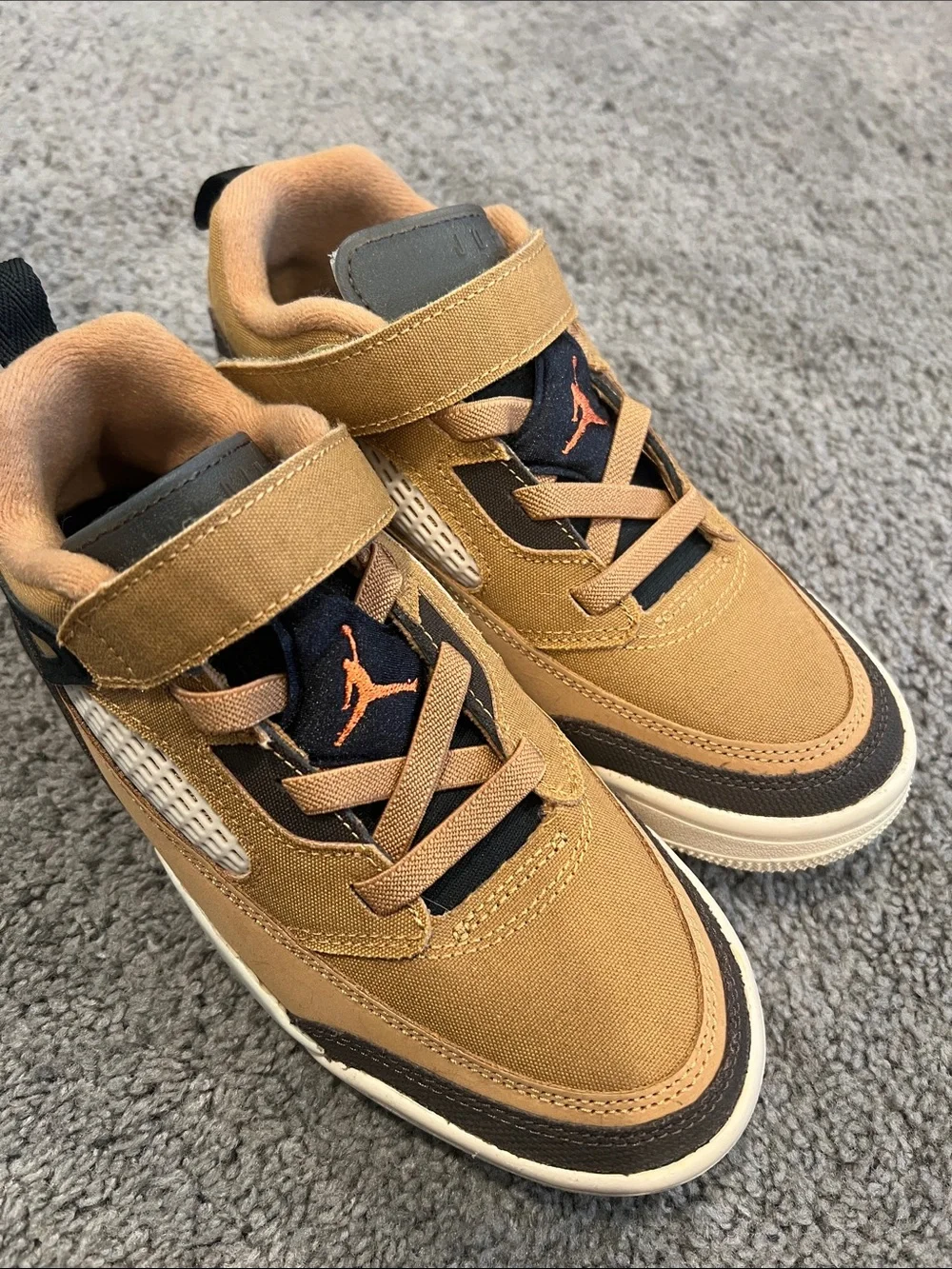 Jordan Kids Velcro Sneakers in Tan, Black and Cream